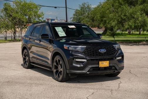 AGATE BLACK METALLIC 2023 Ford Explorer ST-LINE