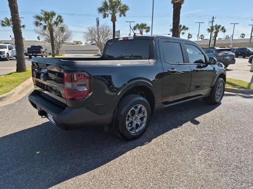 SHADOW BLACK 2025 Ford Maverick XLT