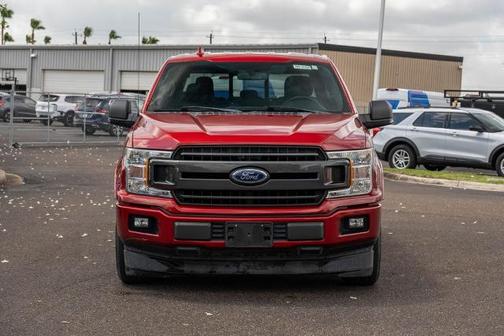 RUBY RED METALLIC TINTED CC 2018 Ford F-150 XLT