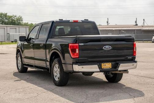 ANTIMATTER BLUE METALLIC 2022 Ford F-150 XLT