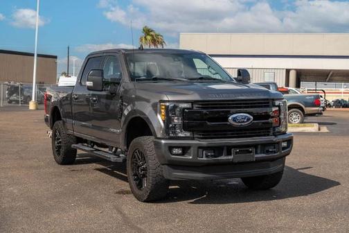MAGNETIC 2019 Ford F-250 LARIAT