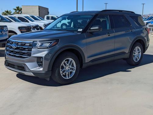 Carbonized Gray Metallic 2026 Ford Explorer Active
