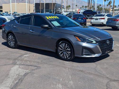 Gun Metallic 2024 Nissan Altima 2.5 SV
