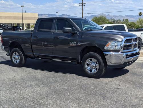 Granite Crystal Metallic Clearcoat 2017 RAM 2500 Tradesman Crew Cab 4x4 6'4' Box