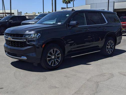 Dark Ash Metallic 2023 Chevrolet Tahoe LS