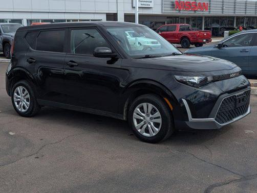 Fusion Black 2023 Kia Soul LX