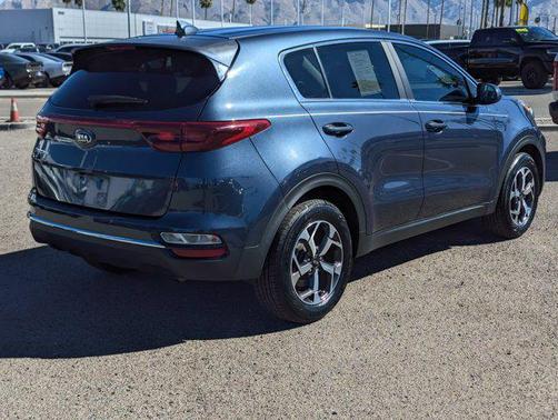 Pacific Blue 2021 Kia Sportage LX