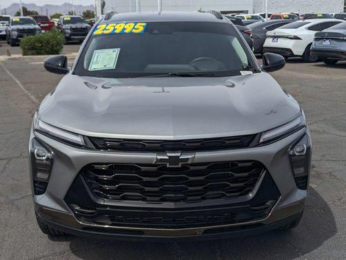 Sterling Gray Metallic 2025 Chevrolet Trax FWD ACTIV