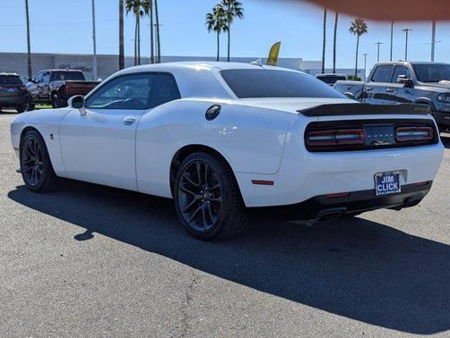 White Knuckle Clearcoat 2023 Dodge Challenger R/T Scat Pack