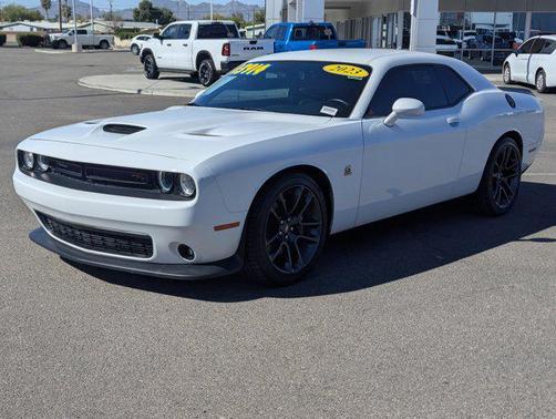 White Knuckle Clearcoat 2023 Dodge Challenger R/T Scat Pack