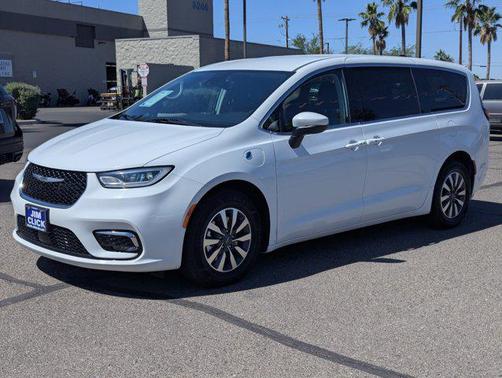 Bright White Clearcoat 2023 Chrysler Pacifica Hybrid Touring L