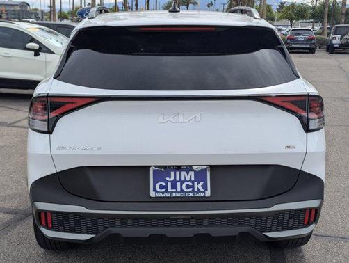 Glacial White Pearl 2023 Kia Sportage X-Line