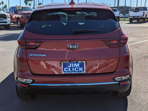 Hyper Red 2022 Kia Sportage LX