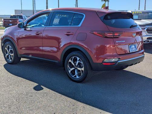 Hyper Red 2022 Kia Sportage LX