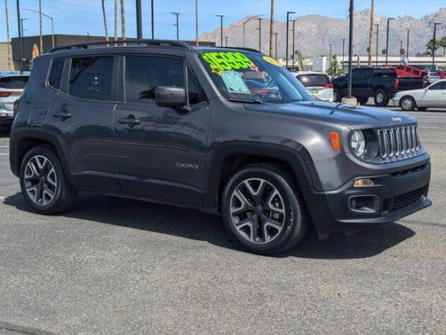 Granite Crystal Metallic Clearcoat 2018 Jeep Renegade Latitude
