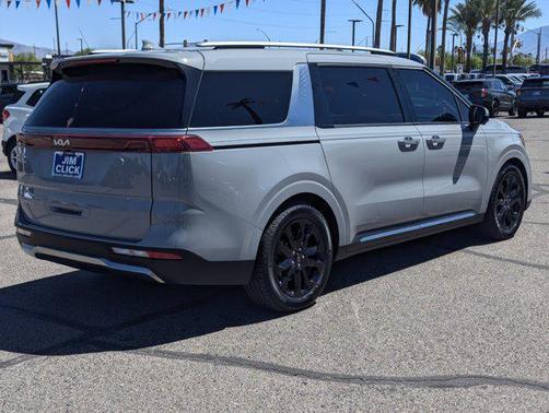 Ceramic Silver 2024 Kia Carnival SX Prestige