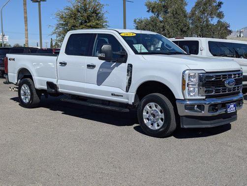 Oxford White 2024 Ford F-250 XLT