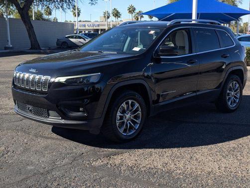 Diamond Black Crystal Pearlcoat 2021 Jeep Cherokee Latitude Lux