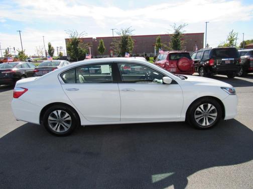 2015 Honda Accord 4dr I4 CVT LX