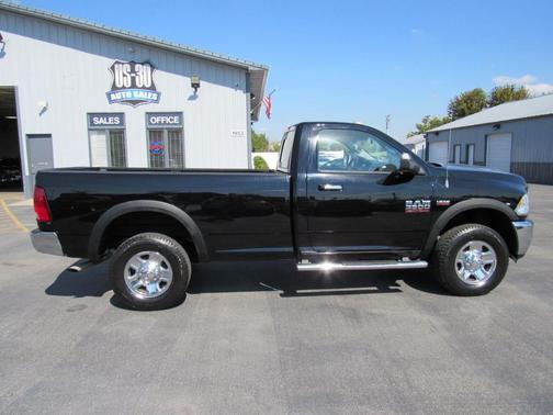 2013 RAM 3500 4WD Reg Cab 140.5'' SLT