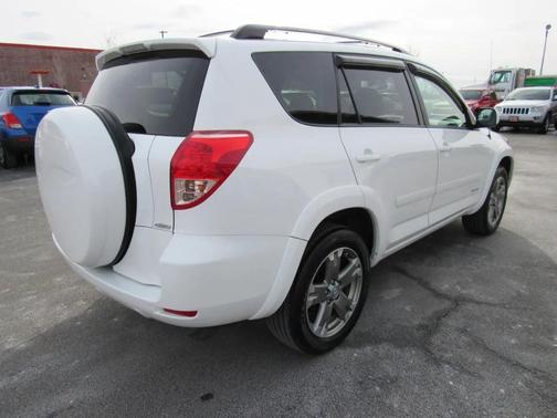 2008 Toyota RAV4 Sport