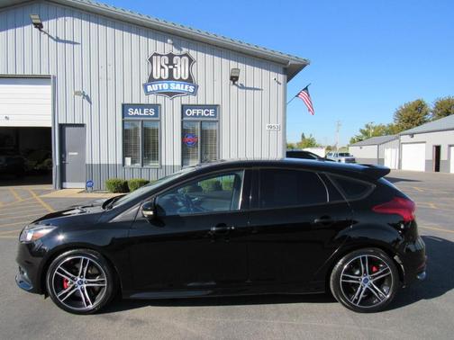 2018 Ford Focus ST 