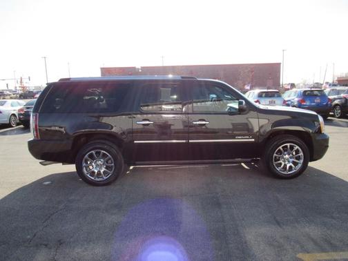 2013 GMC Yukon XL Denali
