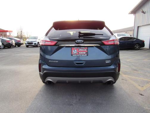 Blue 2019 Ford Edge SEL