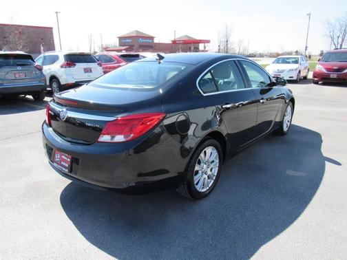 Black 2012 Buick Regal Premium 1