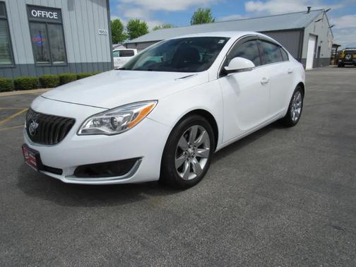 White 2016 Buick Regal Turbo Premium II