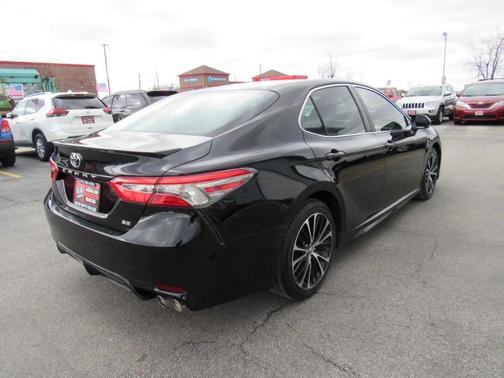 2018 Toyota Camry XLE