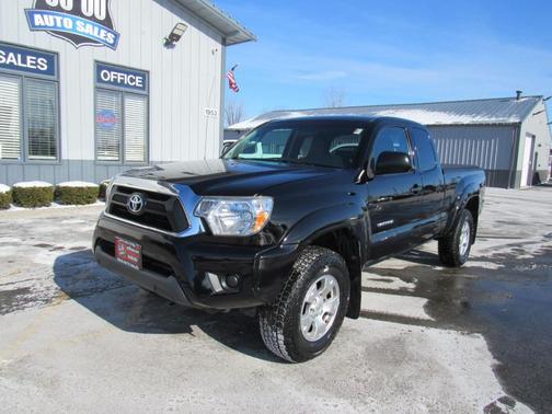 2015 Toyota Tacoma Base