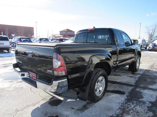 2015 Toyota Tacoma Base