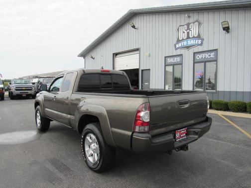 2014 Toyota Tacoma Base