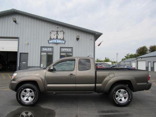2014 Toyota Tacoma Base