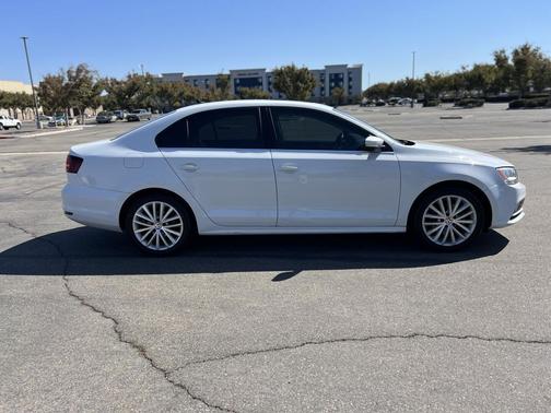 2016 Volkswagen Jetta 1.8T SEL