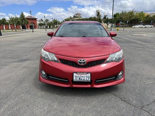 2014 Toyota Camry SE