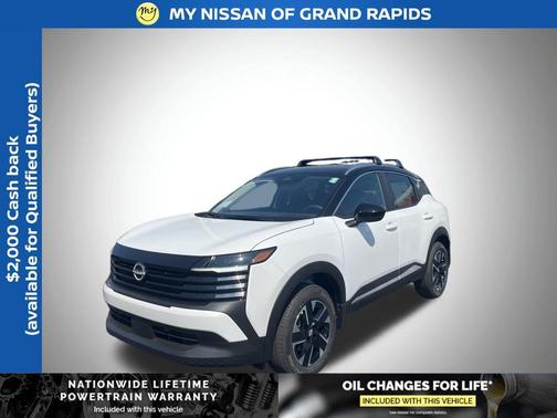 Aspen White/Super Black 2026 Nissan Kicks SV