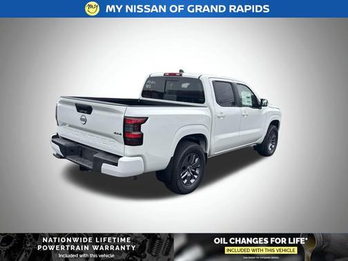 Glacier White 2026 Nissan Frontier SV
