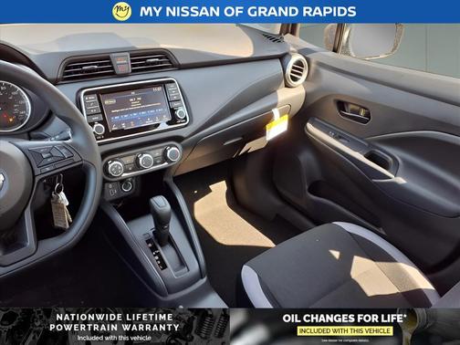 2025 Nissan Versa 1.6 S