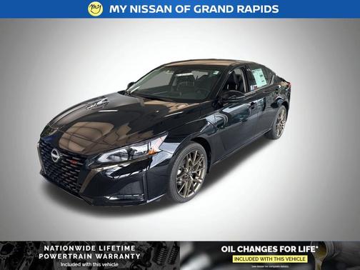 2025 Nissan Altima SR AWD