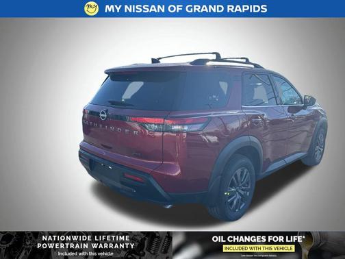 2026 Nissan Pathfinder SV