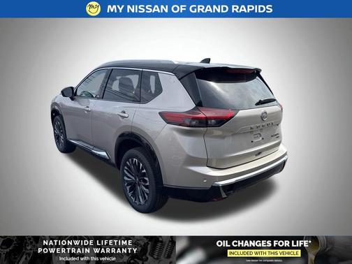 Champagne Silver/Black 2026 Nissan Rogue Platinum
