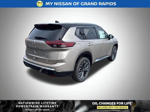 Champagne Silver/Black 2026 Nissan Rogue Platinum