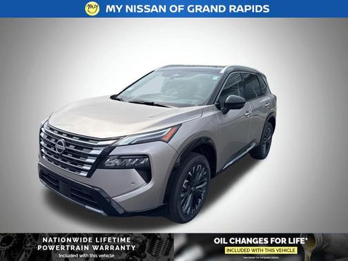 Champagne Silver/Black 2026 Nissan Rogue Platinum