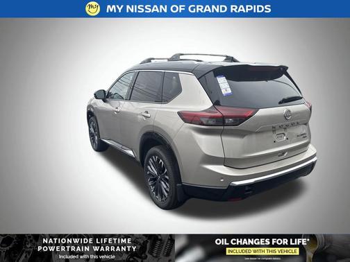 Champagne Silver/Black 2026 Nissan Rogue Platinum