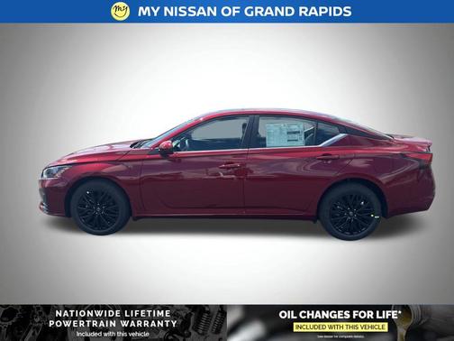 Scarlet Ember Tintcoat 2026 Nissan Altima 2.5 SV