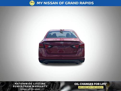 Scarlet Ember Tintcoat 2026 Nissan Altima 2.5 SV