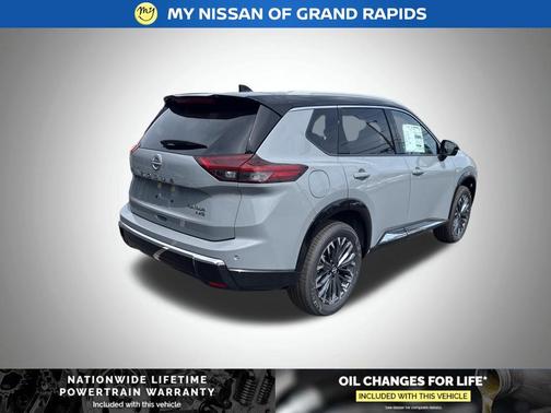 Boulder Gray/Super Black 2026 Nissan Rogue Platinum