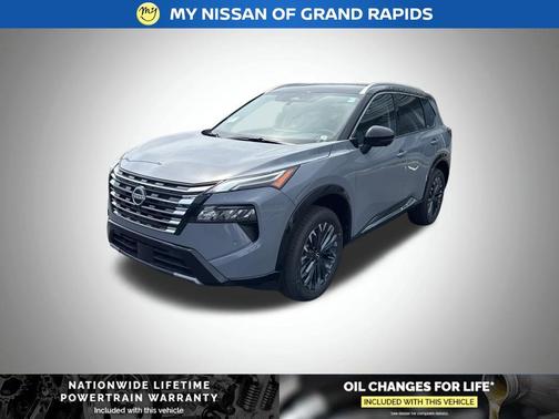Boulder Gray/Super Black 2026 Nissan Rogue Platinum